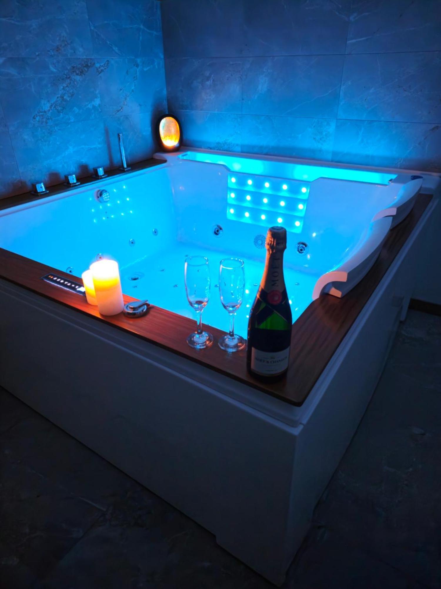 Апартаменты Loft De Luxe Le Chic, Grand Jacuzzi, Vue Port De Plaisance Сен-Валери-ан Ко Экстерьер фото